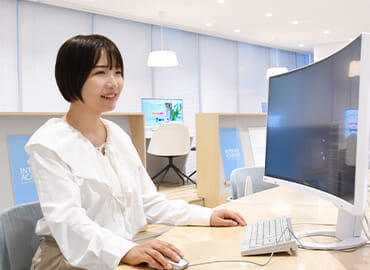 コロナ禍で介護の仕事が不安定に　在宅ワークと給付金に魅力感じWebの道へ