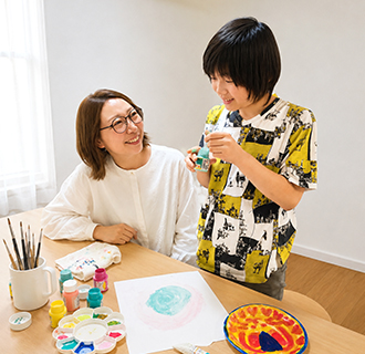 障がいを持つ娘と一緒に過ごすため手に職を